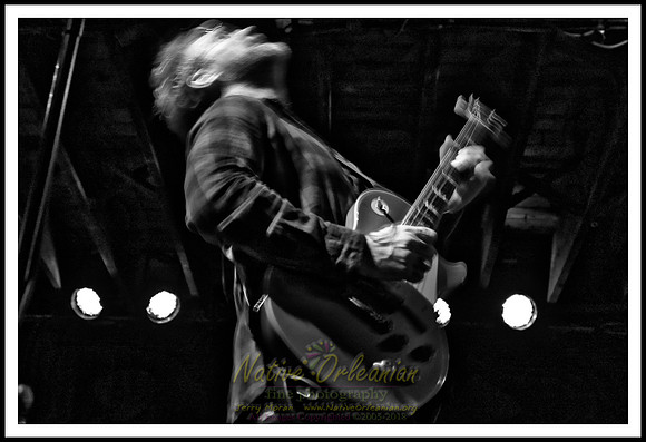 Anders_Osborne_7th_annual_holiday_spectacular_Night_1_tipitinas_jm_121518_003-2