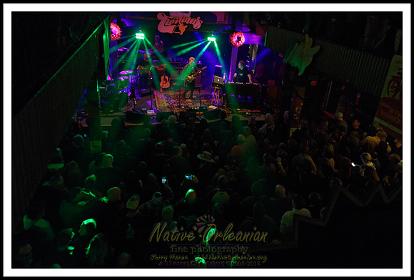 Anders_Osborne_7th_annual_holiday_spectacular_Night_1_tipitinas_jm_121518_005