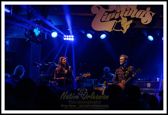 Anders_Osborne_7th_annual_holiday_spectacular_Night_1_tipitinas_jm_121518_010