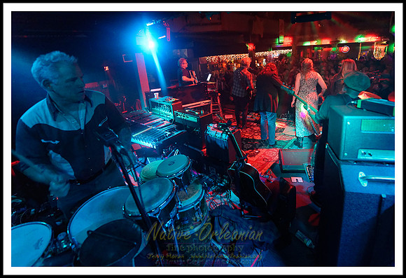 Anders_Osborne_7th_annual_holiday_spectacular_Night_1_tipitinas_jm_121518_026