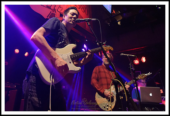 Anders_Osborne_7th_annual_holiday_spectacular_Night_2_tipitinas_jm_121618_016