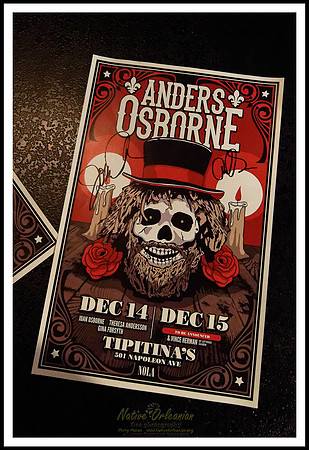 Anders_Osborne_7th_annual_holiday_spectacular_Night_2_tipitinas_jm_121618_022