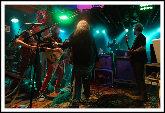 Anders_Osborne_7th_annual_holiday_spectacular_Night_2_tipitinas_jm_121618_027