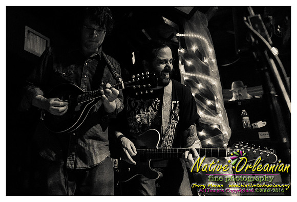 anders_osborne_holiday_spectacular_tipitinas_jm_nofp_120713_021