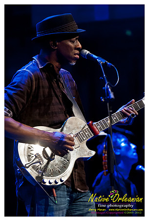 keb_mo_hob_Jan_29_2012_jm_009