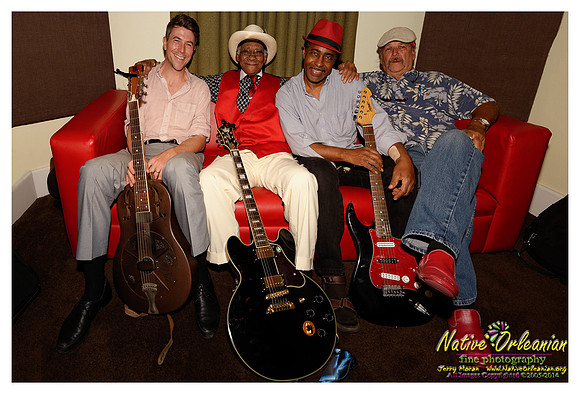 little_freddie_king_living _room_studio_jm_052014_004