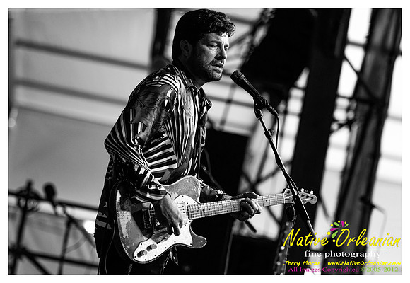 tab_benoit_jazz fest_jm_042912_005