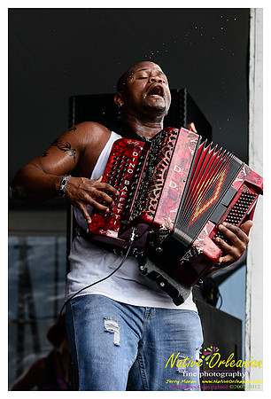 dwayne_dopsie_jazz_fest_jm_050512_003