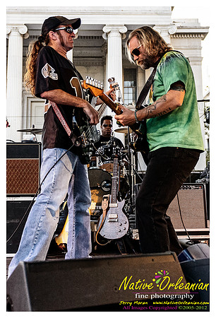 anders_osborne_harvest_lafayette_sq_jm_100312_001