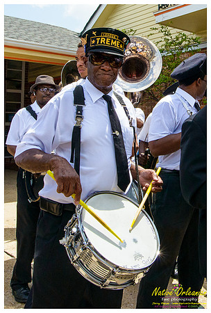 uncle_lionel_batiste_jazz_funeral__jm_072312_012