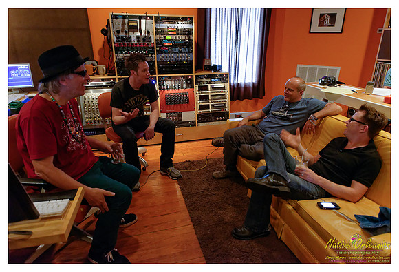 m_&_m_s_photo_shoot_living_room_studio_jm_nofp_102813_008