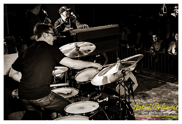 dragonsmoke_tipitinas_jm_042212_004