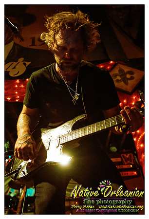 anders_osborne_holiday_spectacular_tipitinas_jm_nofp_120713_024