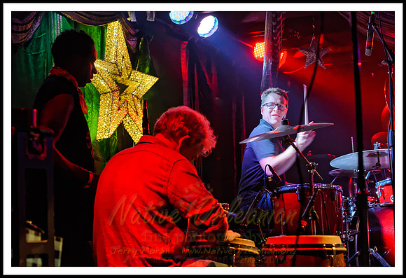 anders_osborne_Tipitina's_Christmas_Spectacular_jm_121816_034