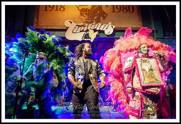 cyril_nevilles_bday_tipitinas_jm_101422_011