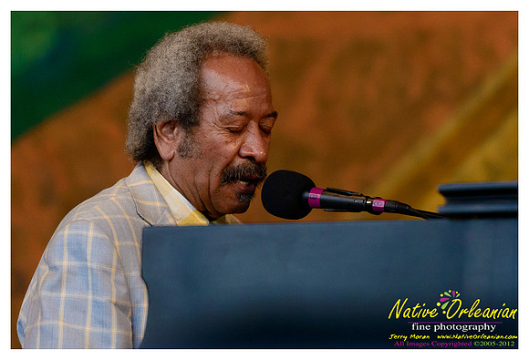 pres_hall_gentilly_jazz_fest_jm_050612_009