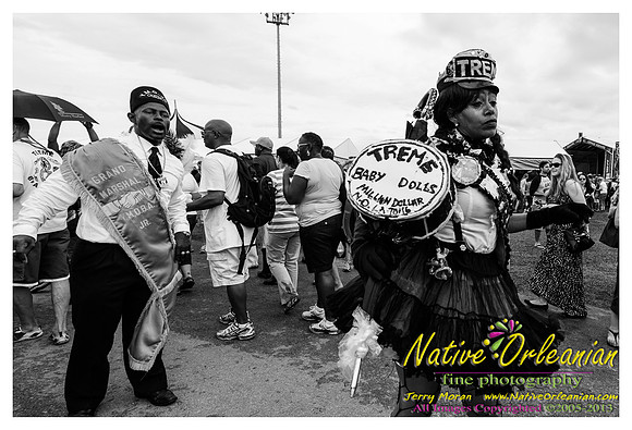 uncle_lionel_jazz_fest_second_line_jm_042813_016