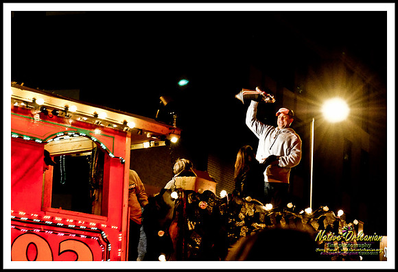 lombardi_gras_saints_super_bowl_jm_020910_040