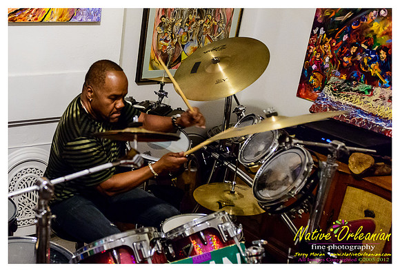 drum_battle_frenchys_jm_042612_011
