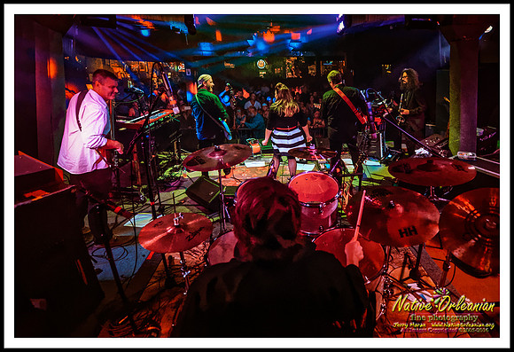 darcy_malone_and_the_tangle_CD_release_tipitinas_jm_032616_010