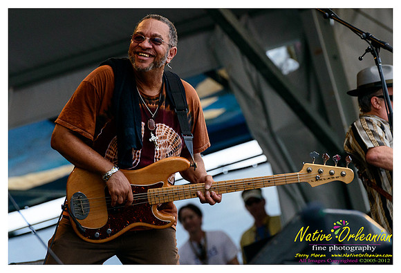 george_porter_jr_jazz_fest__jm_050312_006