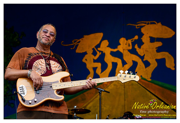 george_porter_jr_jazz_fest__jm_050312_002