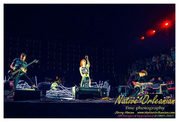paramore_voodoo_music_experience_jm_nofp_110213_007