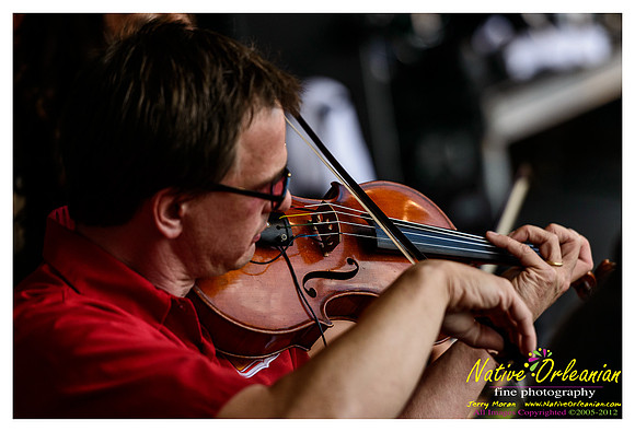 anders_osborne_jazz_fest_jm_050512_009