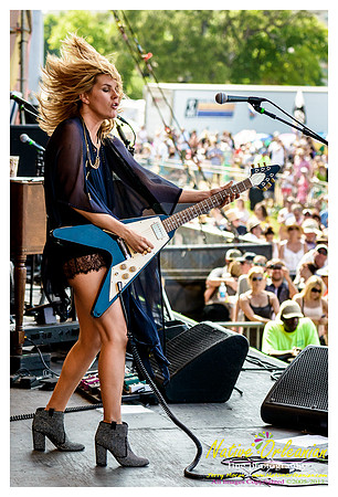 grace_potter_jazz_fest__jm_050412_009