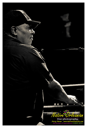 dragon_smoke_Dec_03_2011_jm_012