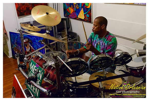 drum_battle_frenchys_jm_042612_001