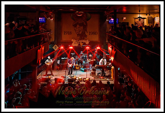 radiators_40th_Anniversary_tipitinas_jm_012118_008