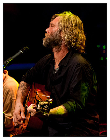 allig_anders_acoustic_jm_121211_003
