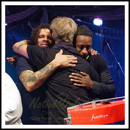 anders_osborne_Tipitina's_Christmas_Spectacular_jm_121816_050