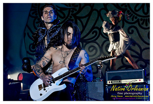 janes_addiction_Oct_31_2009_jm_006
