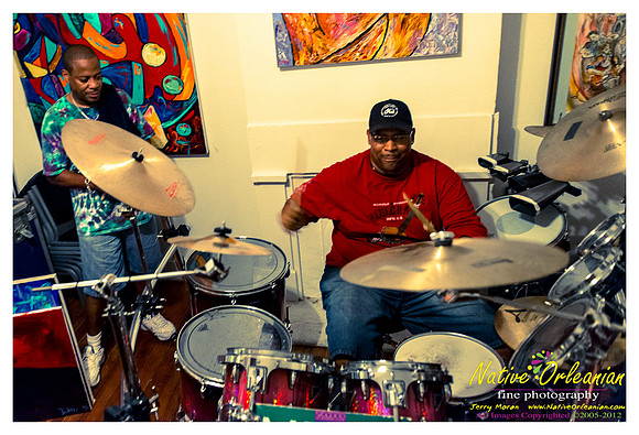 drum_battle_frenchys_jm_042612_017