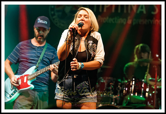 darcy_malone_and_the_tangle_tipitinas_jm_052617_010