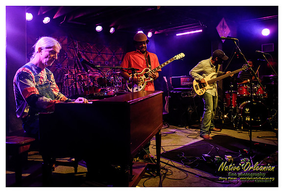 jarakus_singleton_tipitinas_jm_012315_003