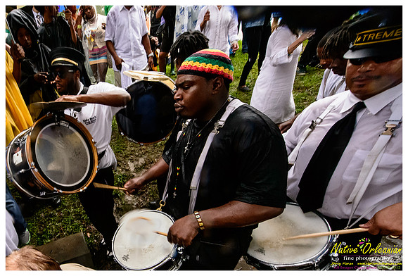 uncle_lionel_second_line_post_mahalia_jm_072012_010