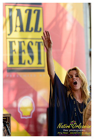 grace_potter_jazz_fest__jm_050412_008
