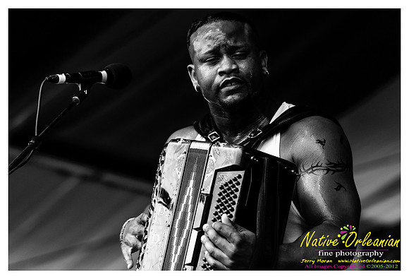 dwayne_dopsie_jazz_fest_jm_050512_004