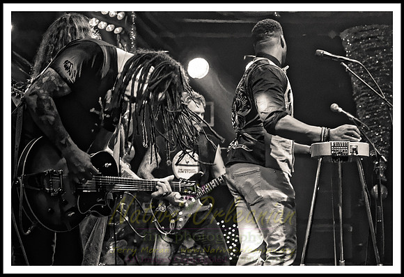 anders_osborne_Tipitina's_Christmas_Spectacular_jm_121816_037