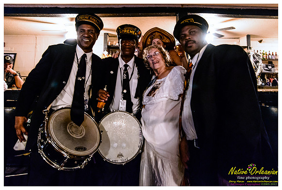 uncle_lionel_second_line_post_mahalia_jm_072012_025