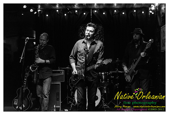 mike_zito_chikie_wah_wah_jm_122012_002
