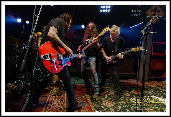 anders_osborne_tipitinas_jm_042216_020
