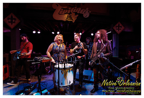 the_tangle_tipitinas_jm_080814_011