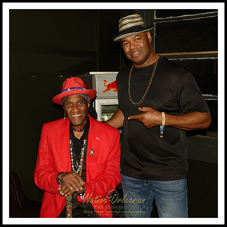 cyril_nevilles_bday_tipitinas_jm_101422_013