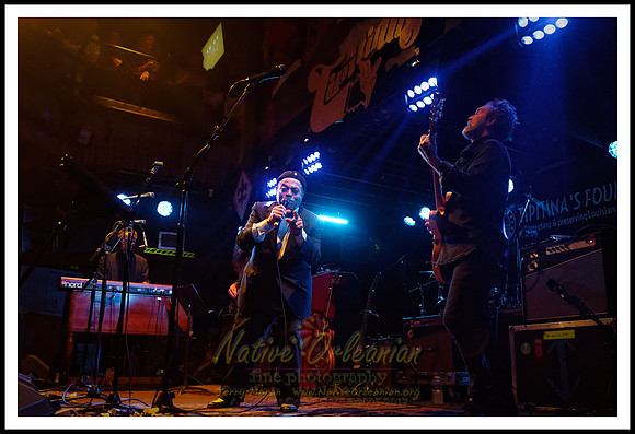 anders_osborne_xmas_spectacular_tipitinas_jm_121717_018