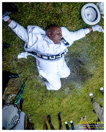 uncle_lionel_second_line_post_mahalia_jm_072012_022
