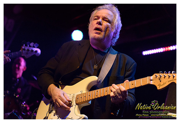 art_neville_cha_dooky_do_tipitinas_jm_111614_008